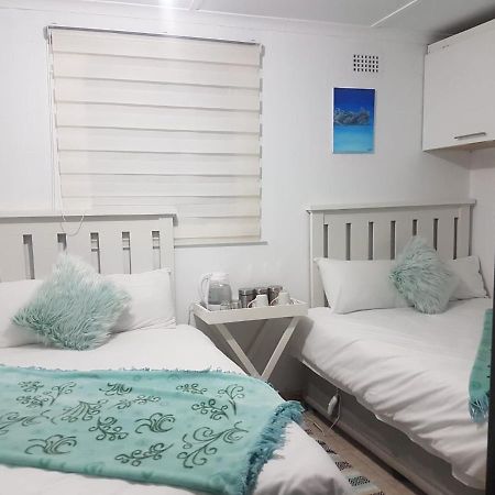 Aliwal Villa Guest Lodge Екстериор снимка