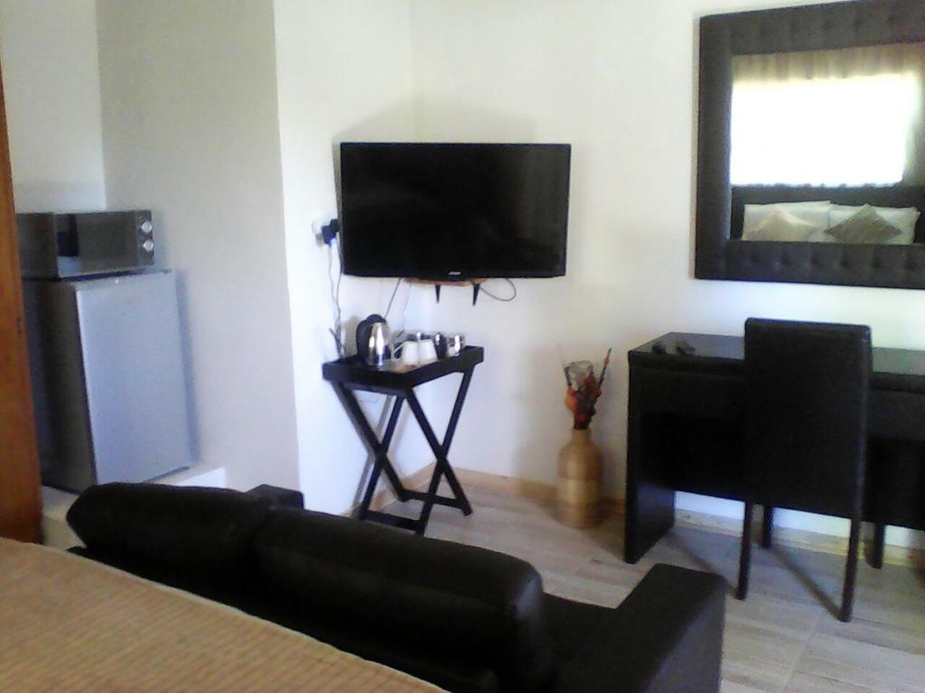 Aliwal Villa Guest Lodge Екстериор снимка