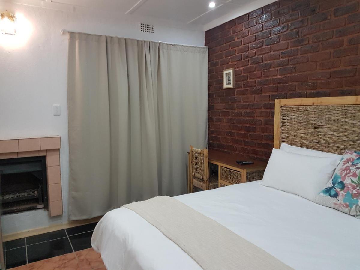 Aliwal Villa Guest Lodge Екстериор снимка