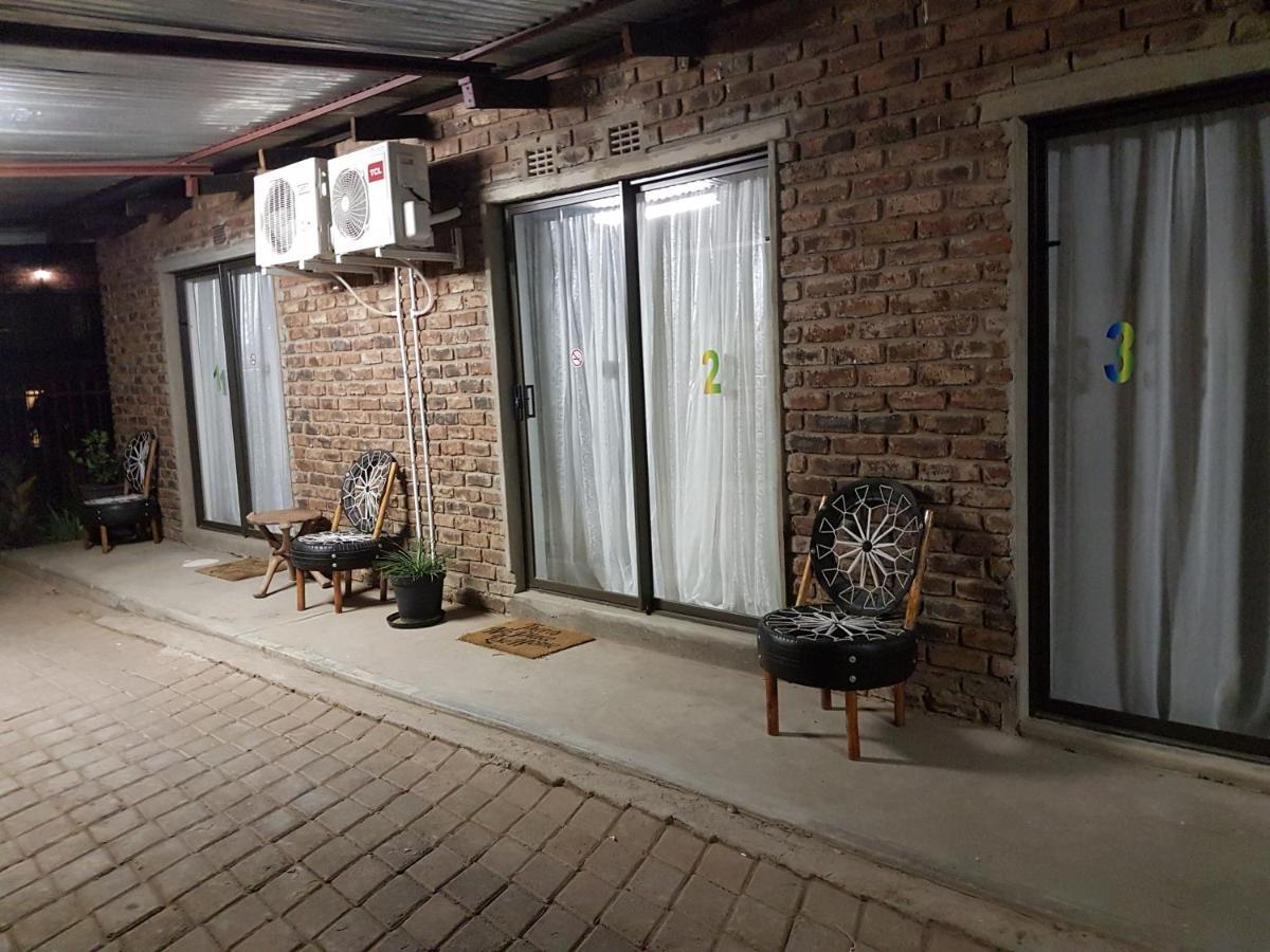 Aliwal Villa Guest Lodge Екстериор снимка