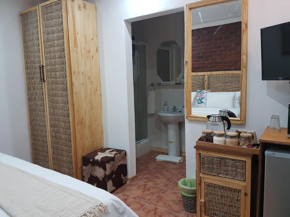 Aliwal Villa Guest Lodge Екстериор снимка